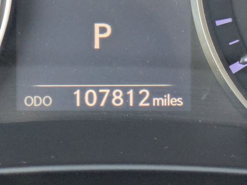 Used 2016 Lexus ES 300h image 19