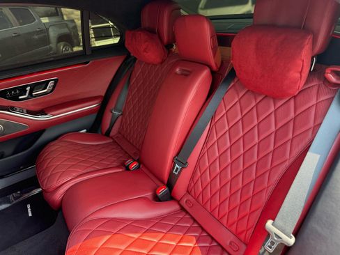 Used 2022 Mercedes-Benz S 580 4MATIC Sedan image 32