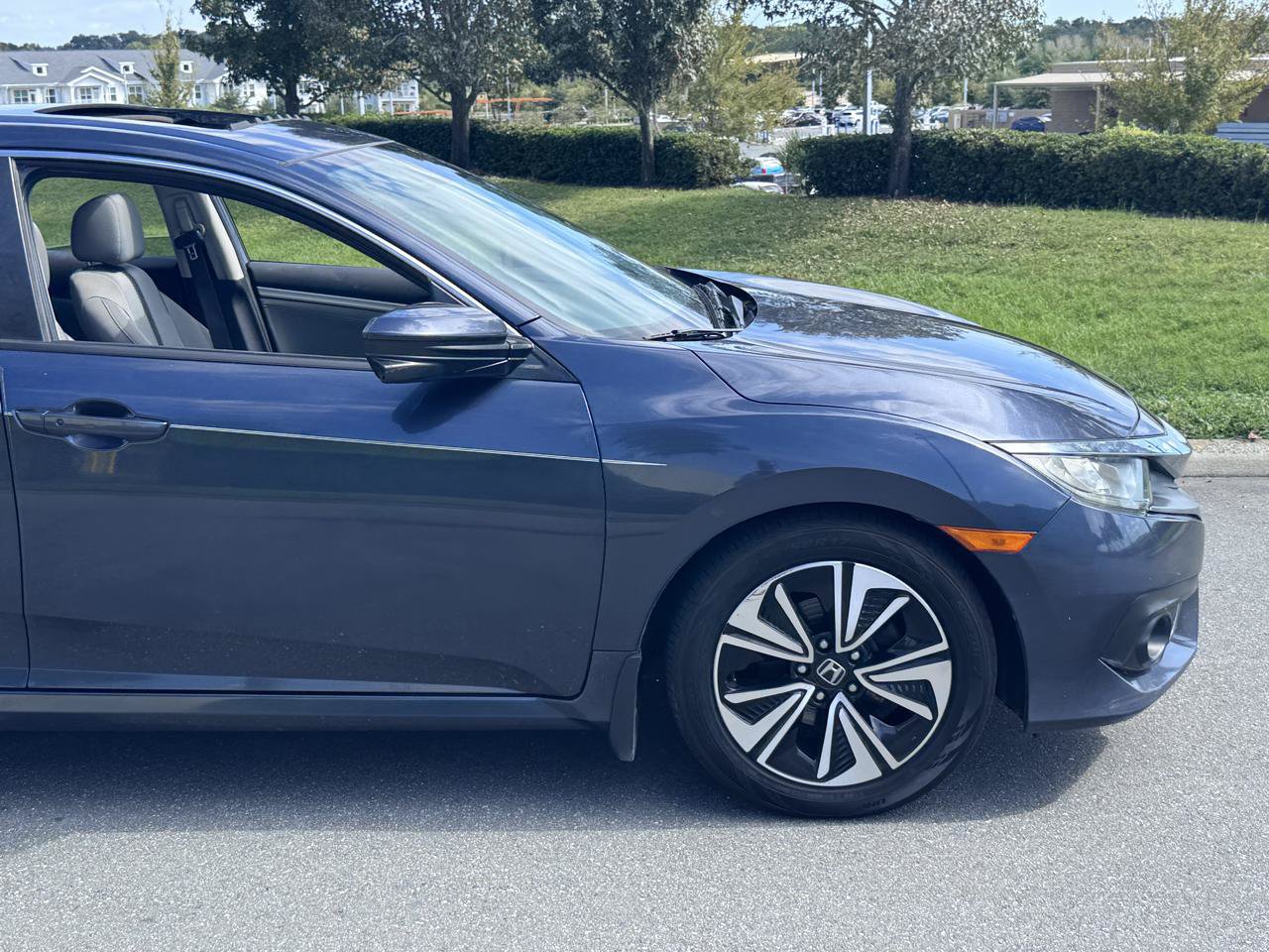 Used 2017 Honda Civic EX-T image 26