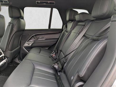 New 2025 Land Rover Range Rover SE image 16