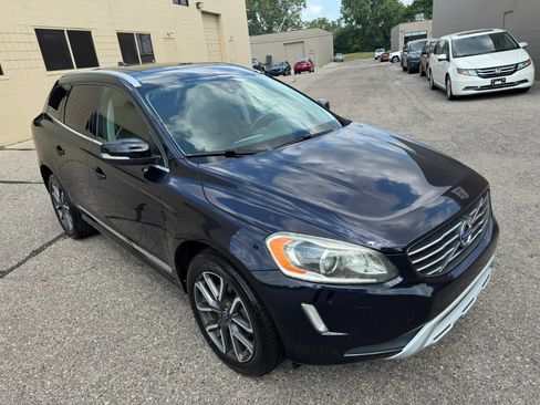 Used 2017 Volvo XC60 T6 Dynamic w/ Preferred Option Package AWD/4WD image 13