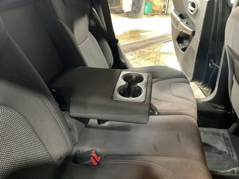 Used 2019 Jeep Cherokee Latitude w/ Popular Appearance Group image 32