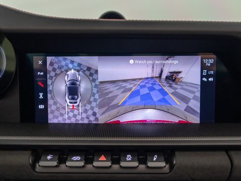 Used 2022 Porsche 911 Cabriolet image 44