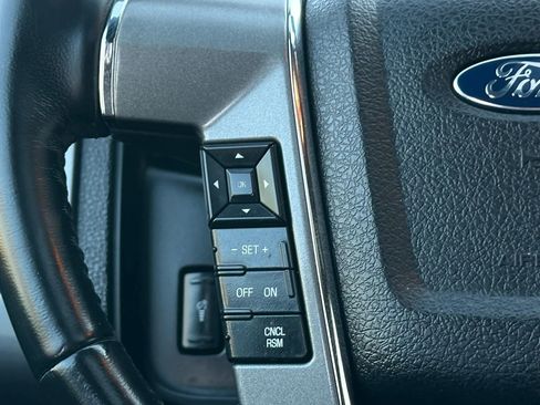 Used 2015 Ford Expedition Platinum image 34