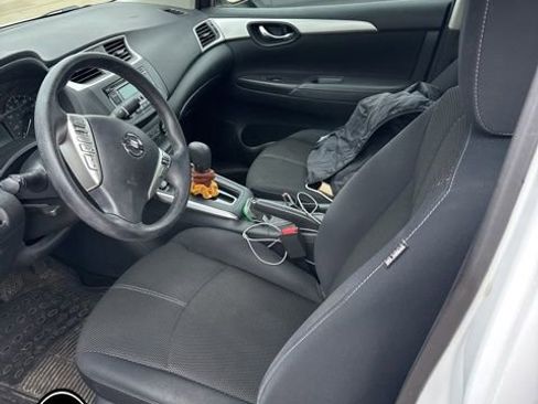 Used 2017 Nissan Sentra S w/ S Style Package image 7