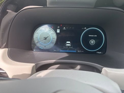 Used 2024 Hyundai Palisade Calligraphy image 16