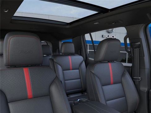 New 2026 Chevrolet Traverse RS image 24