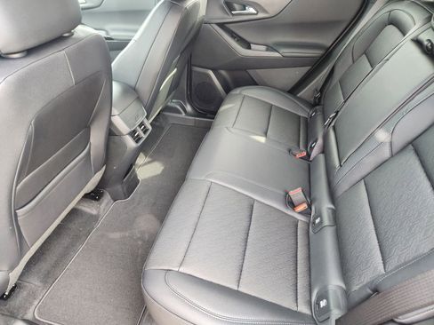 New 2026 Chevrolet Equinox LT w/ Convenience Package II image 24