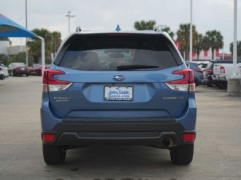 Used 2020 Subaru Forester Premium image 5