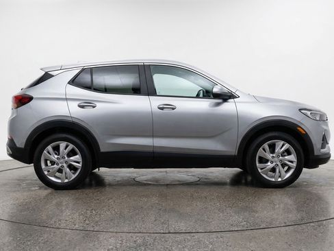 Used 2025 Buick Encore GX Preferred FWD image 11