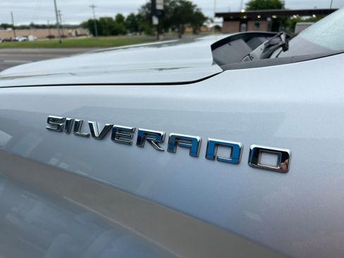 Used 2019 Chevrolet Silverado 1500 LTZ w/ LTZ Plus Package AWD/4WD image 5