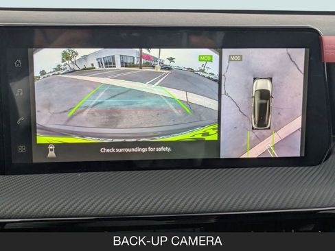 New 2026 Nissan Kicks SR FWD image 18