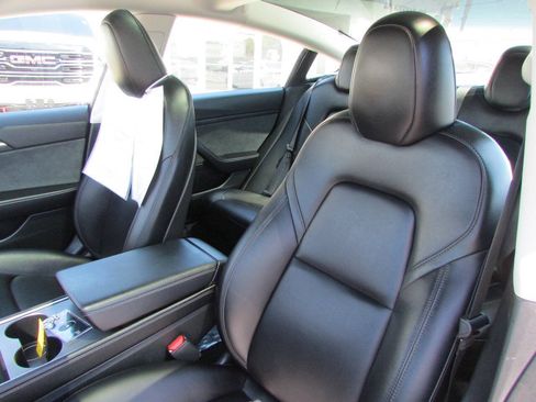 Used 2023 Tesla Model 3 Standard Range RWD image 14