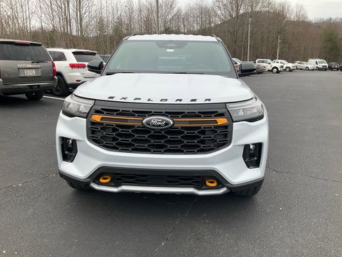 New 2026 Ford Explorer Tremor w/ Tremor Convenience Package image 2