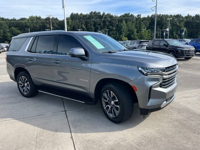 Used 2022 Chevrolet Tahoe LT w/ Luxury Package RWD image 10