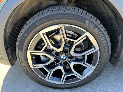 Used 2024 BMW X2 xDrive28i w/ Technology Package image 13