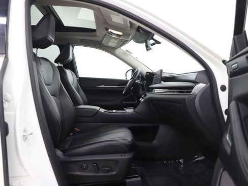 Used 2024 INFINITI QX60 Sensory image 12