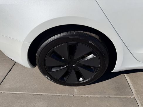 Used 2024 Tesla Model 3 Long Range image 15