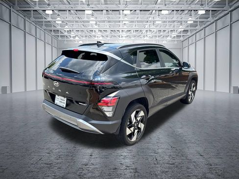 Used 2024 Hyundai Kona Limited AWD/4WD image 7