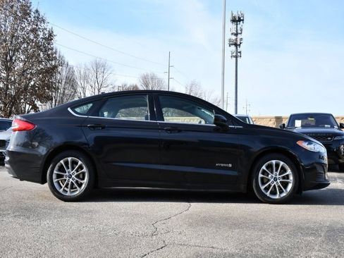 Used 2019 Ford Fusion SE image 8