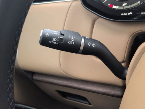 Used 2023 Land Rover Range Rover SE AWD/4WD image 28