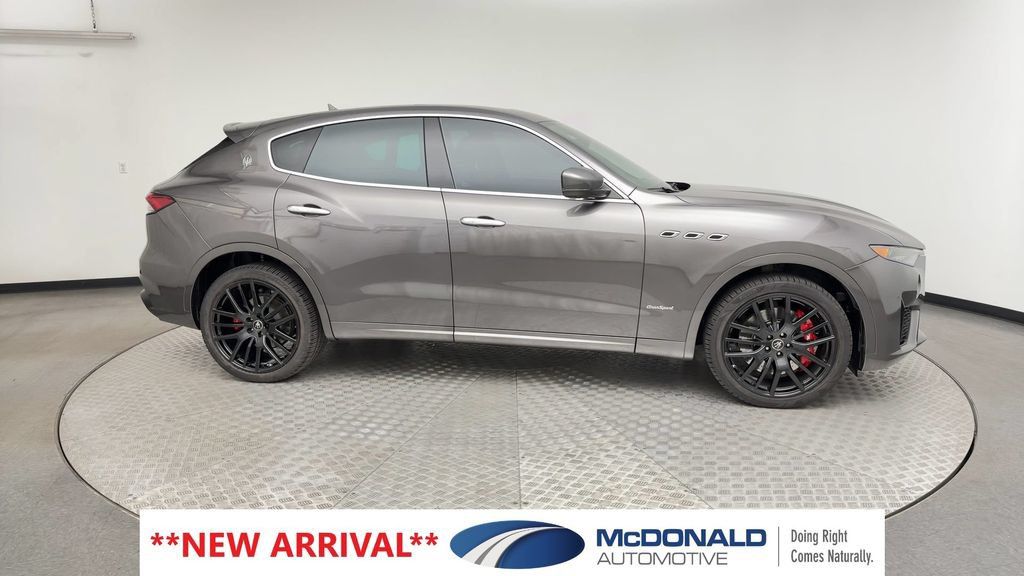 Used 2021 Maserati Levante S GranSport AWD/4WD image 9