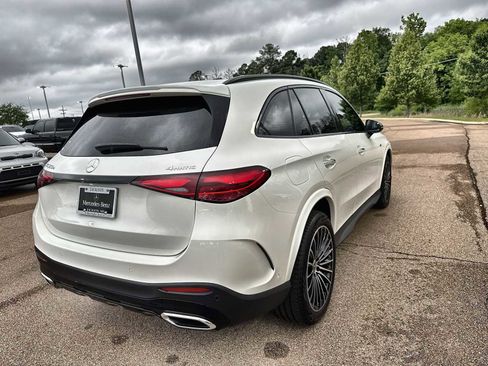 Used 2025 Mercedes-Benz GLC 350e 4MATIC image 8