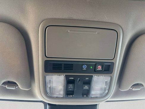 Used 2021 Honda Odyssey Touring image 45