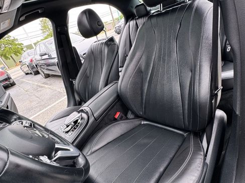 Used 2019 Mercedes-Benz E 300 image 20