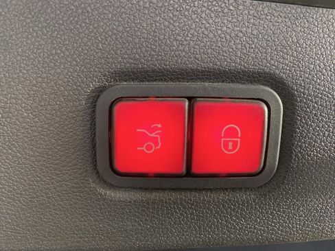 Used 2016 Mercedes-Benz CLS 400 4MATIC image 21