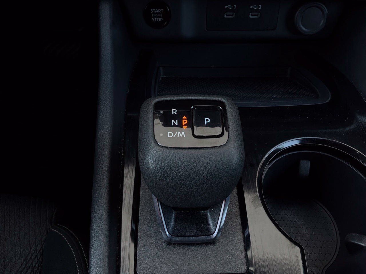 Used 2025 Nissan Rogue SV FWD image 27