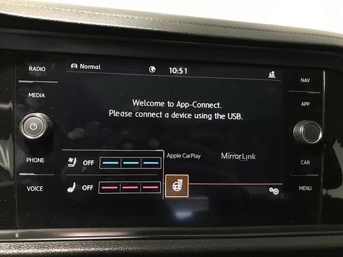 Used 2020 Volkswagen Jetta SEL Premium image 28