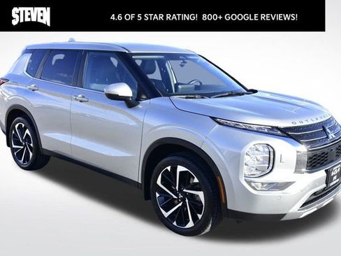 Used 2023 Mitsubishi Outlander SE image 6