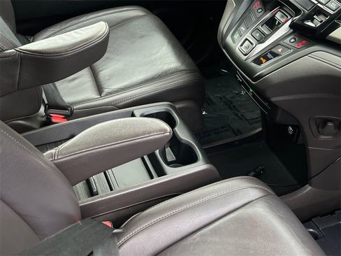Used 2018 Honda Odyssey EX-L image 15