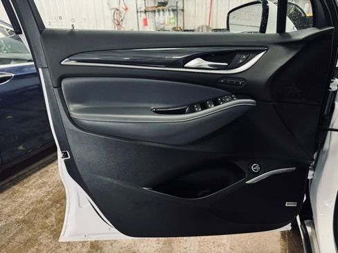 Used 2023 Buick Enclave Premium w/ Experience Buick Package image 12