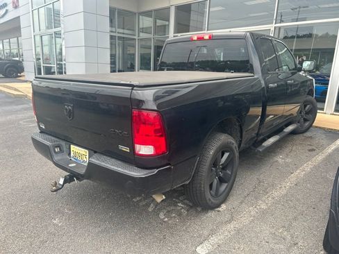 Used 2019 RAM 1500 Express w/ Express Value Package AWD/4WD image 6
