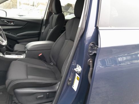 Used 2023 Subaru Ascent Premium w/ Convenience Package image 12