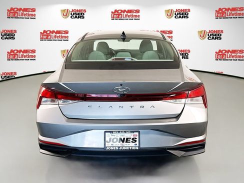Used 2023 Hyundai Elantra SEL w/ Cargo Package FWD image 14