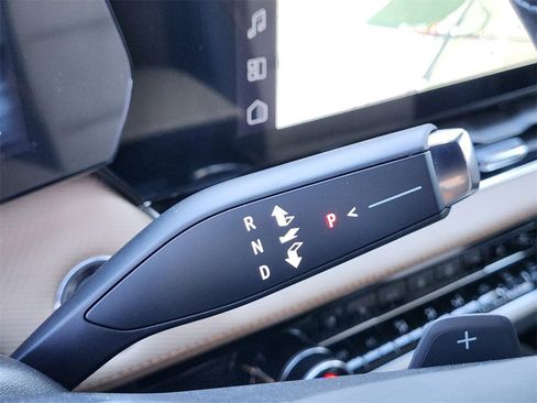 New 2026 Chevrolet Equinox ACTIV w/ Convenience Package III image 25