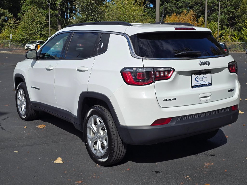 Used 2024 Jeep Compass Latitude AWD/4WD image 26