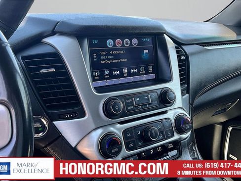 Used 2018 GMC Yukon SLT AWD/4WD image 8
