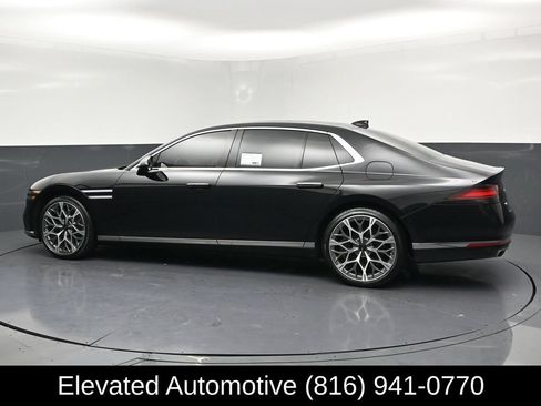 Used 2024 Genesis G90 3.5T AWD/4WD image 30