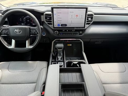 Used 2024 Toyota Tundra Limited AWD/4WD image 26