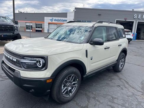 New 2025 Ford Bronco Sport Big Bend w/ Convenience Package AWD/4WD image 2