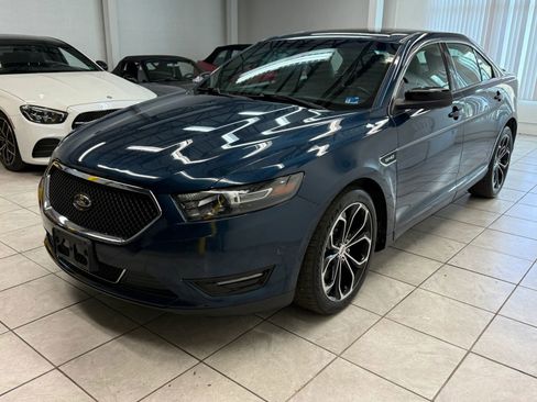 Used 2017 Ford Taurus SHO w/ Driver Assist Package image 3