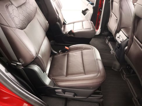 Used 2025 Ford Explorer Platinum w/ Ultimate Package image 15