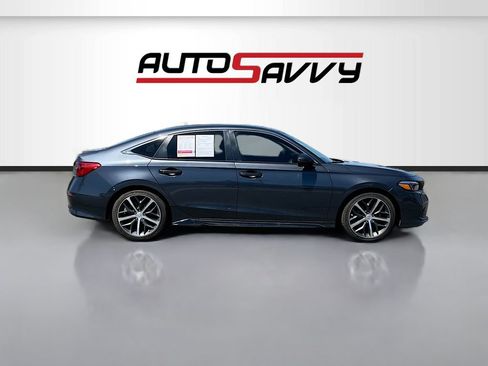 Used 2024 Honda Civic Touring image 8
