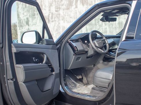 New 2026 Land Rover Range Rover Sport SE image 10