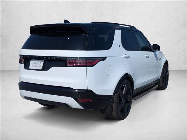 New 2025 Land Rover Discovery Dynamic SE AWD/4WD image 2