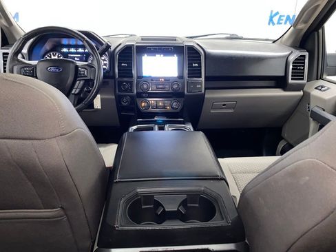 Used 2017 Ford F150 XLT w/ Equipment Group 302A Luxury image 25